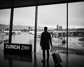 A SHS Consultant Travelling at ZRH Airport